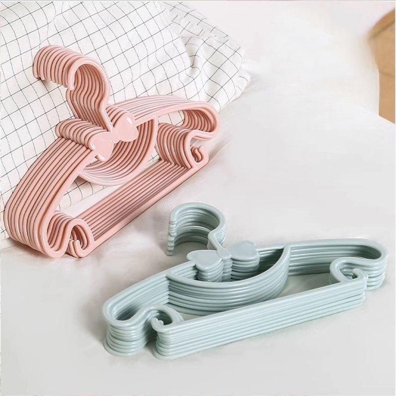 Baby Clothing Hanging Rack - ชุดไม้แขวนเสื้อผ้าเด็ก 12 ชิ้น ทนทาน ป้องกันการลื่น ราวแขวนเสื้อผ้าสำหรับเด็กทารก